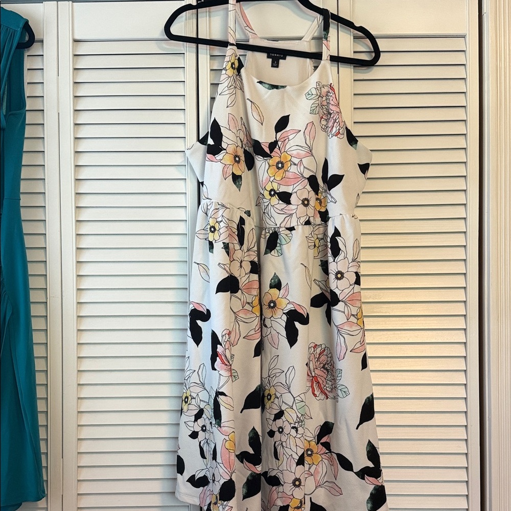 Torrid White Floral Midi Dress